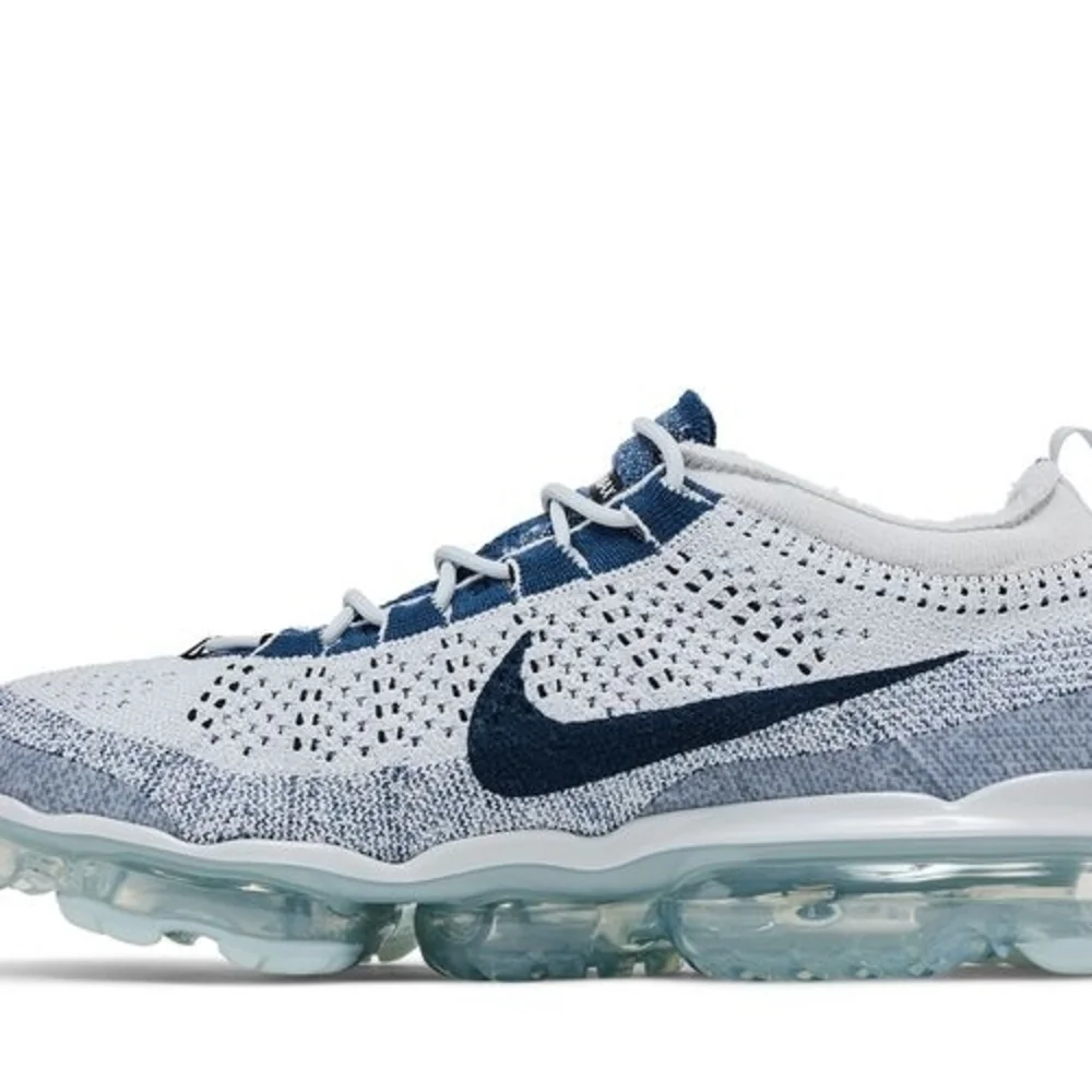 Size 10.5 - Nike Air VaporMax 2023 Flyknit Pure Platinum Court Blue (No Box) - Picture 2 of 10
